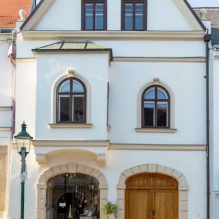 Gaestesuiten Beim Schloss Eisenstadt Esterno foto